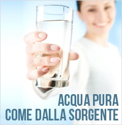 acqua pura come dalla sorgente
